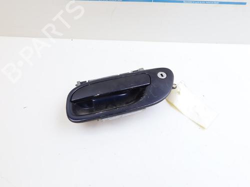 Used Front left exterior door handle VOLVO V70 II (285) 2.4 (140 hp) 18608592
