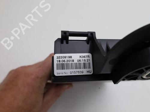 Sikringsdåse VOLVO V60 II (225) D3 | BP29053256E1