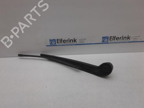 Rear windshield wiper arm VOLVO V70 III (135) D3 30663893