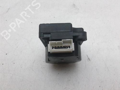 Used Electronic module Electronic module VOLVO V70 II (285) T5 (250 hp) 18633163 18633163