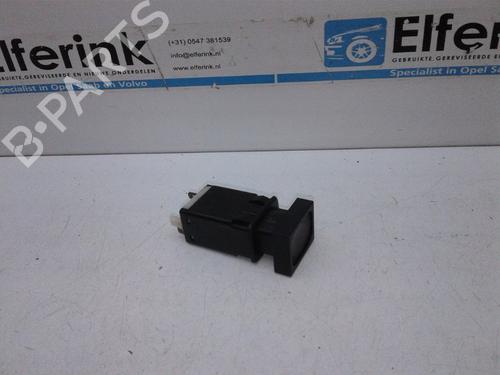Used Switch SAAB 900 I (AC4, AM4) 2.0 Turbo (146 hp) 18630892