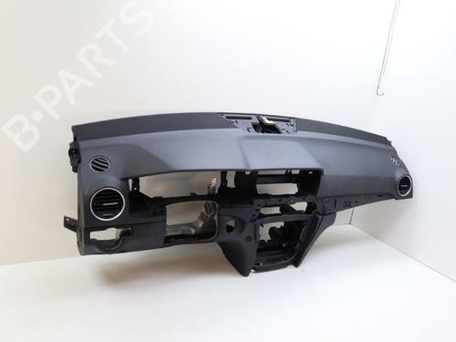 Used Dashboard MERCEDES-BENZ C-CLASS (W204) C 180 CGI (204.049) (156 hp) 26662680