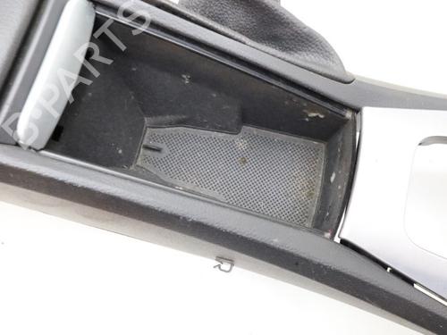 Middle console VOLVO V70 II (285) 2.4 | BP31259630I22