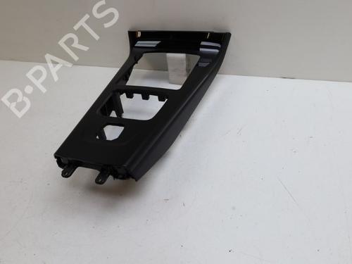 Middle console MERCEDES-BENZ A-CLASS Saloon (V177) A 250 e (177.186) | BP27238802I22 - Image 2