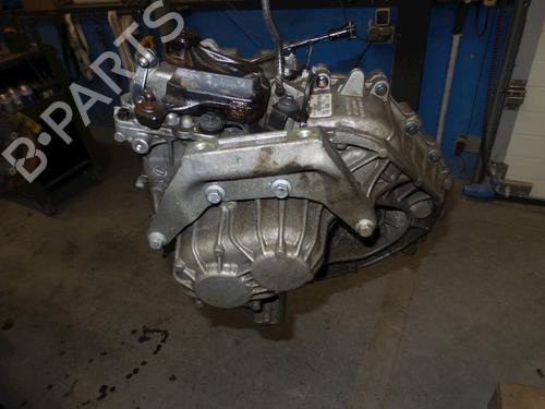 Used Gearbox VOLVO S60 II (134) D3 (163 hp) 18623587