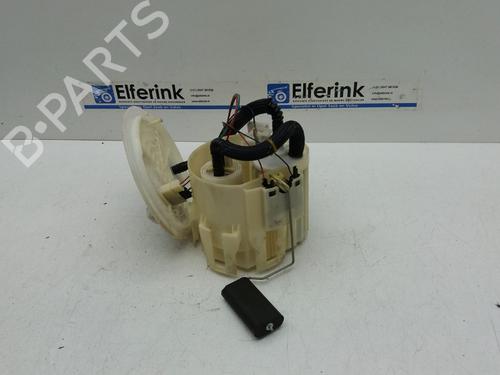 Used Fuel pump OPEL ASTRA H (A04) 1.4 (L48) (90 hp) 18634537