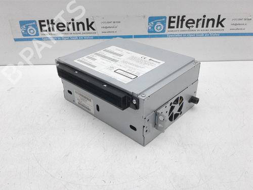 Used Radio Radio VOLVO V60 I (155) T3 (150 hp) 18630491 18630491