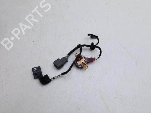 elektronisk-sensor-volvo-xc40-536-2017-32178055 main image
