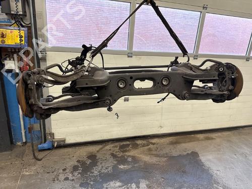 Bagaksel MERCEDES-BENZ C-CLASS (W205) C 180 (205.040, 205.140) (156 hp) 32001981