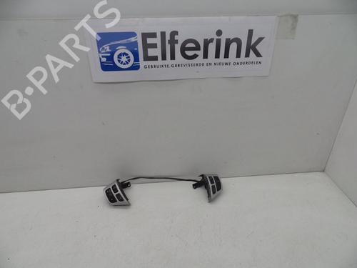 Used Steering wheel controls Steering wheel controls SAAB 9-5 (YS3E) 1.9 TiD (150 hp) 18615667 18615667