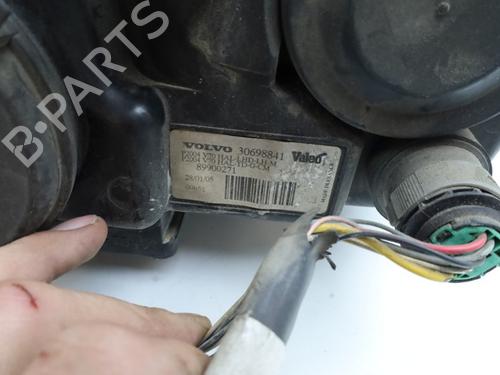 Venstre forlygte VOLVO V70 II (285) 2.4 | BP29332442C28 