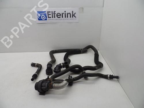 other-volvo-v40-hatchback-525-d2-3131984331319309313193113131942731319145-2012-2013-2014-2015-2016-2017-2018-2019-18615572 main image