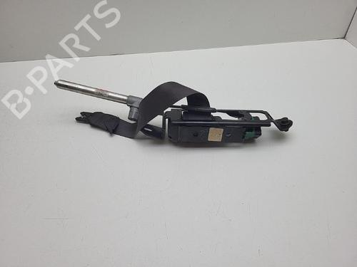Sikkerhetsbelte-spenne VOLVO S60 I (384) D5 (163 hp) 18608013