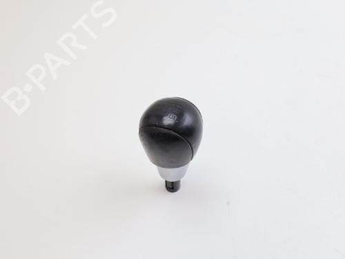 Shift knob VOLVO V60 I (155) T3 | BP22802875I34 - Image 4