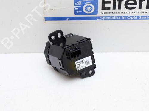Switch LYNK & CO 01 PHEV | BP18635479I30 - Image 3