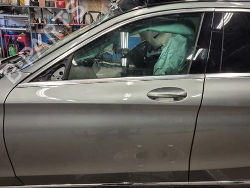left-front-door-mercedes-benz-c-class-w205-2013-2014-2015-2016-2017-2018-2019-2020-2021-2022-2023-32752317 main image