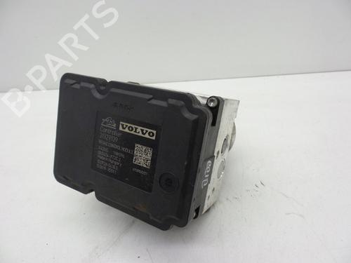 Used ABS pump VOLVO V70 III (135) D3 / D4 (163 hp) 18620590