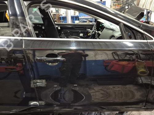 Used Right front door VOLVO V40 Hatchback (525) D2 (120 hp) 30459391