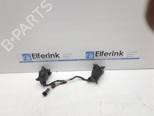 Used Steering wheel controls Steering wheel controls SAAB 9-5 (YS3E) 2.3 t (185 hp) 18629721 18629721