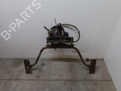 Used Tow ball/Mechanism Tow ball/Mechanism VOLVO V50 (545) 2.0 (146 hp) 40606426 40606426