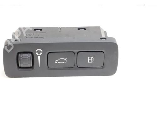 Used Switch VOLVO XC90 II (256) T8 Hybrid AWD (407 hp) 31374805