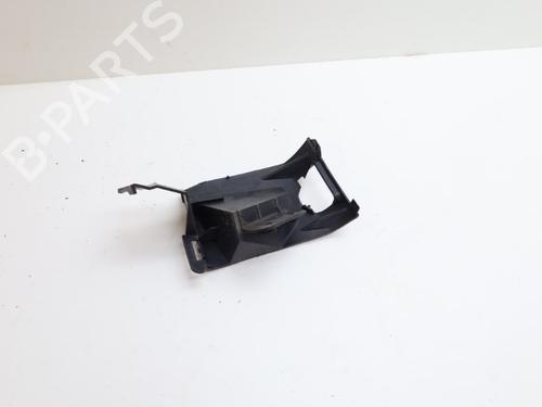 Used Front bumper bracket VOLVO V70 III (135) D5 (185 hp) 18637890