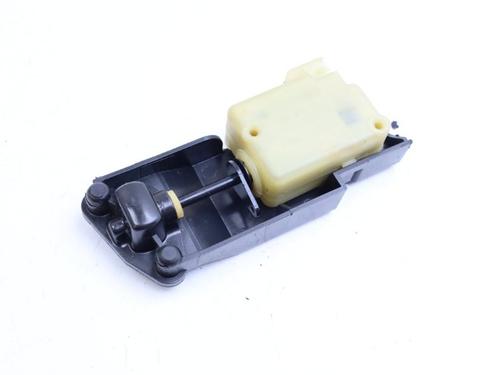 Used Fuel door actuator VOLVO XC90 I (275) 2.5 T AWD (209 hp) 30335485