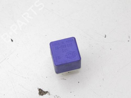 Used Electronic sensor VOLVO 940 Kombi (945) 2.3 (131 hp) 18608590