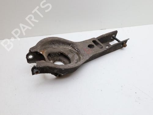 Venstre bak bærearm VOLVO V70 II (285) 2.4 (140 hp) 31259587