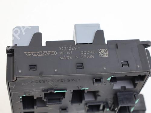 Fuse box VOLVO V60 II (225) T4 | BP33984528E1 - Image 4