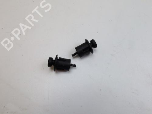 support-volvo-v40-hatchback-525-2012-2013-2014-2015-2016-2017-2018-2019-23897230 main image