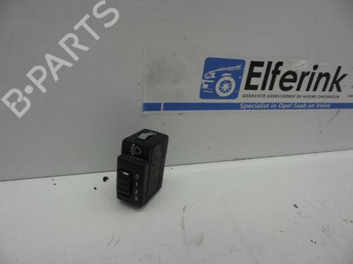 Used Switch Switch OPEL AGILA A (H00) 1.2 16V (F68) (75 hp) 18627337 18627337