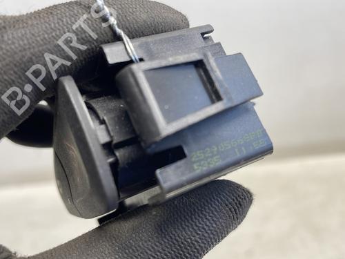 Switch DACIA SANDERO II TCe 90 (B8M1, B8MA, B8AC) | BP26156618I30 