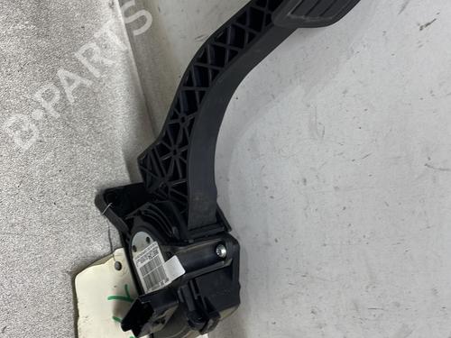 Pedal PEUGEOT 308 II (LB_, LP_, LW_, LH_, L3_) 1.6 BlueHDi 120 (120 hp) 31583186