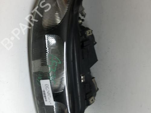 Used Right headlight Right headlight VOLVO S60 I (384) 2.4 D (130 hp) 18217114 18217114