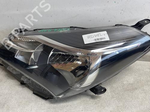 Scheinwerfer links für TOYOTA YARIS (_P13_) 1.0 (KSP130_, KSP130) (69 hp) 30490045