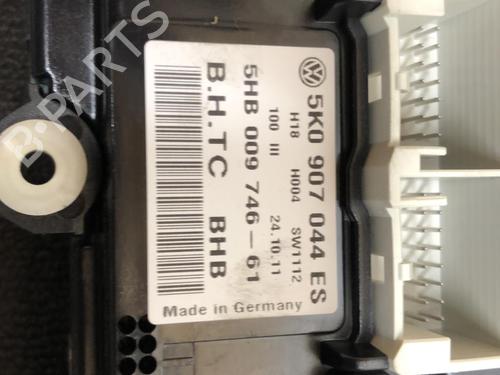 AC Styreenhet / Manøvreringsenhet VW EOS (1F7, 1F8) 1.4 TSI (122 hp) 18223589