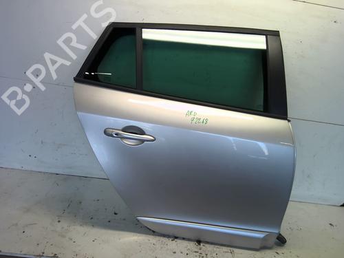 Used Right rear door Right rear door 26654202 26654202