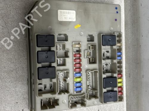 Used Fuse box RENAULT CLIO III (BR0/1, CR0/1) 1.2 16V Hi-Flex (BR1U, CR1U) (75 hp) 29744600