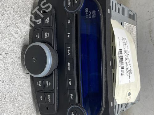 Used Radio Radio CHEVROLET SPARK (M300) 1.0 (68 hp) 33123854 33123854