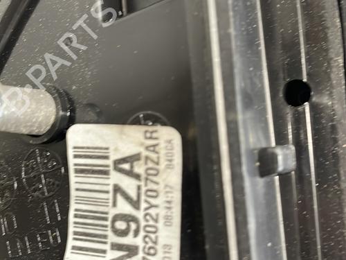 Right mirror HYUNDAI ix35 (LM, EL, ELH) 2.0 CRDi | BP27186364C27 