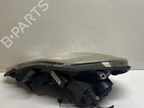 Used Right headlight RENAULT TRAFIC II Van (FL) 2.0 dCi 90 (FL0H) (90 hp) 18216052