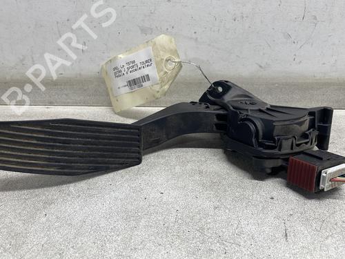 pedal-opel-astra-j-sports-tourer-p10-2010-2011-2012-2013-2014-2015-30698396 main image