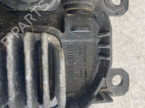Used Left front fog light Left front fog light 34146383 34146383