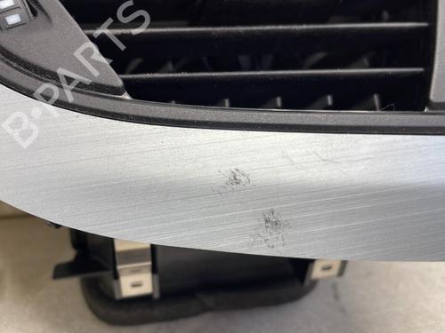 air-vent-bmw-1-f21-2011-2012-2013-2014-2015-2016-2017-2018-2019-26620073 main image