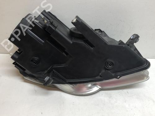 Left headlight VW PASSAT B6 (3C2) 2.0 TDI | BP18220101C28 