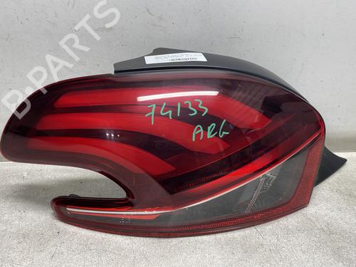 Farolim esquerdo PEUGEOT 208 I (CA_, CC_) 1.6 HDi / BlueHDi 75 (75 hp) 31640792