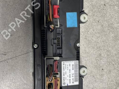 Used Climate control Climate control VW GOLF VI (5K1) 1.6 TDI (105 hp) 32863845 32863845