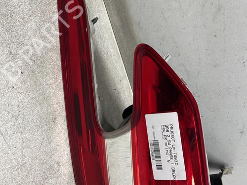Used Left taillight Left taillight PEUGEOT 308 SW II (LC_, LJ_, LR_, LX_, L4_) 1.6 HDi / BlueHDi 115 (LCBHXM, LCBHXT) (115 hp) 33657501 33657501