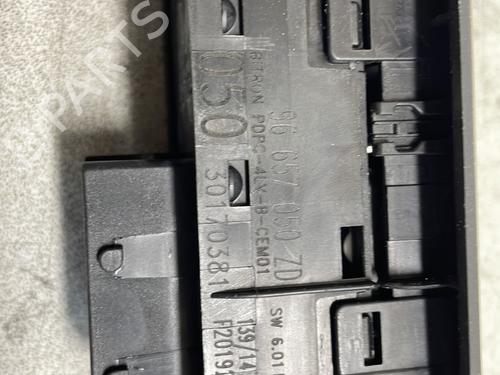 Left front window switch CITROËN C4 II (NC_) 1.6 HDi 115 | BP27658798I27 